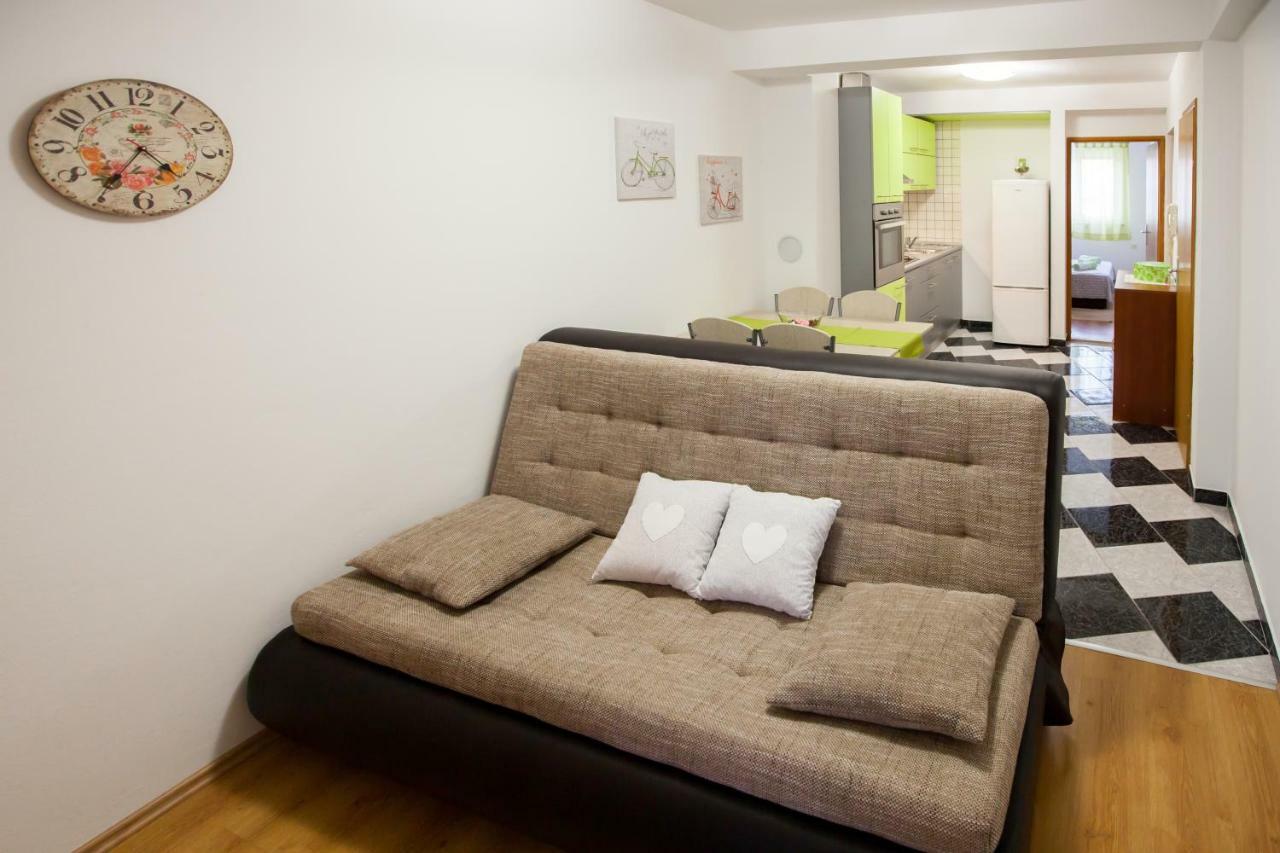 Katarina Apartment *
